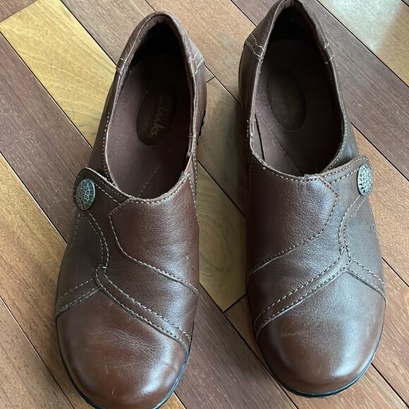 Clarks Leather Bendable Slip On Clogs Brown Size 8 Fall School Mules Comfort - Picture 4 of 7